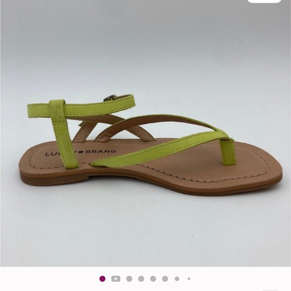 EUC Lucky Brand Chartreuse size 8.5 Women's Sandals. Ankle buckle. Pop of color! - Picture 1 of 9